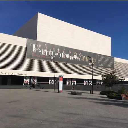 Estudio A Cerca Del Auditorio Y El Mercado De شقة